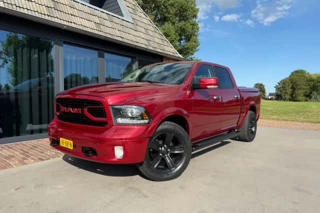 Dodge RAM (2015) thumbnail 4