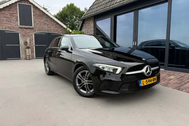 Mercedes-Benz A-Klasse (2020) thumbnail 1