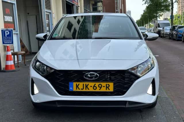 Hyundai i20 (2023) thumbnail 6