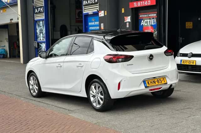 Opel Corsa (2022) thumbnail 2