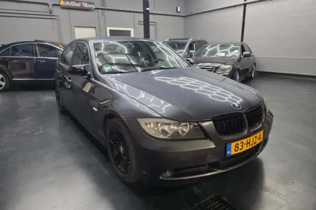 BMW 3-Serie (2009) thumbnail 2