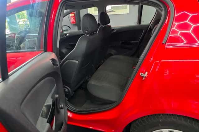 Opel Corsa (2013) thumbnail 6
