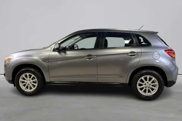 Mitsubishi ASX (2015) thumbnail 2