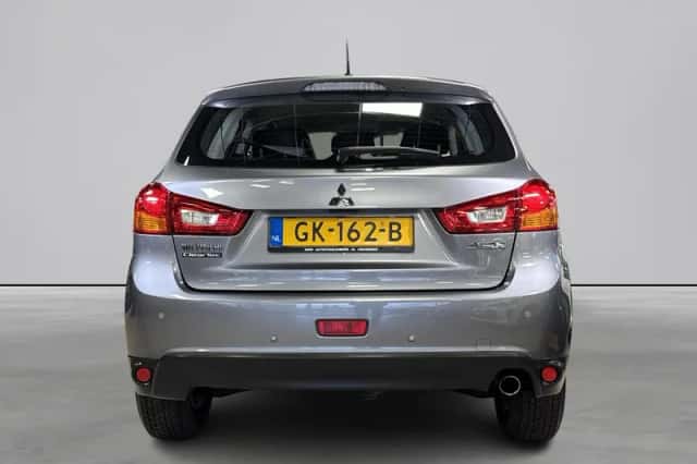 Mitsubishi ASX (2015) thumbnail 4