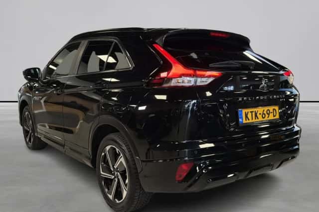 Mitsubishi Eclipse Cross (2024) thumbnail 3