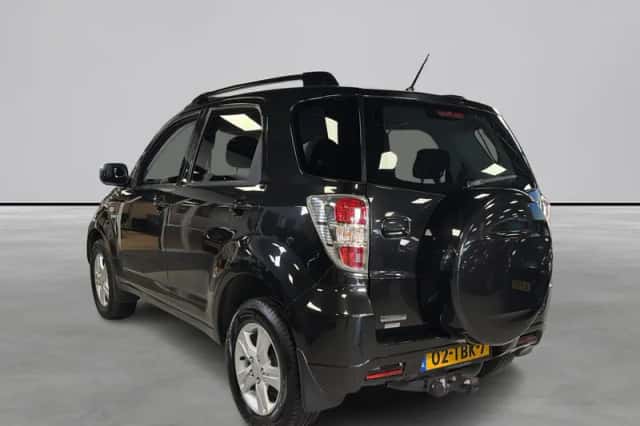 Daihatsu Terios (2012) thumbnail 3