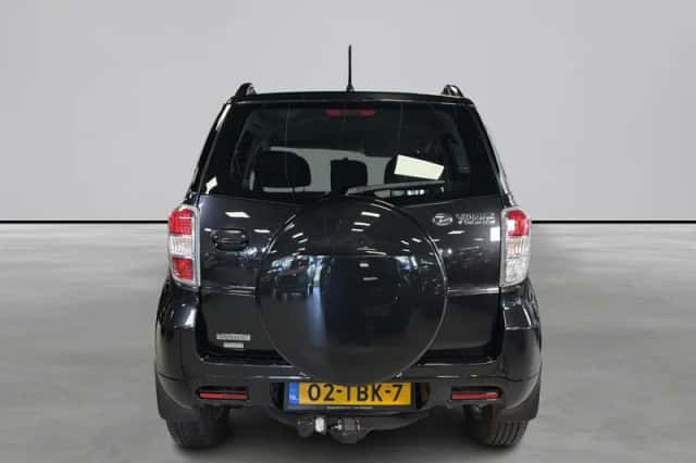 Daihatsu Terios (2012) thumbnail 4