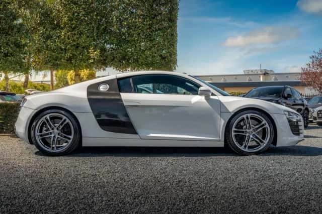 Audi R8 (2009) thumbnail 6