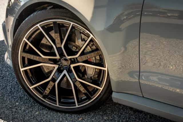 Audi RS 6 (2016) thumbnail 4