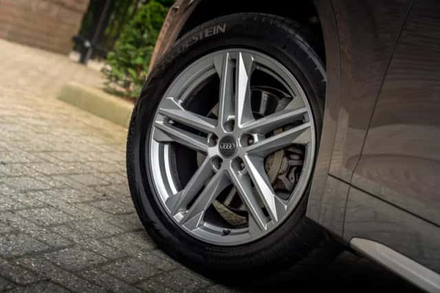 Audi Q5 (2018) thumbnail 3