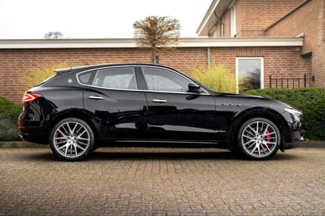 Maserati Levante (2019) thumbnail 5