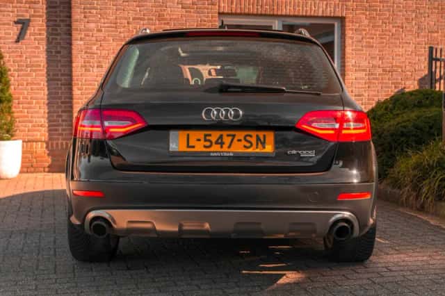 Audi A4 (2013) thumbnail 6