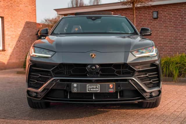 Lamborghini Urus (2019) thumbnail 6