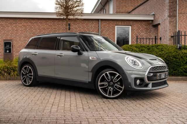 MINI Clubman (2019) thumbnail 1