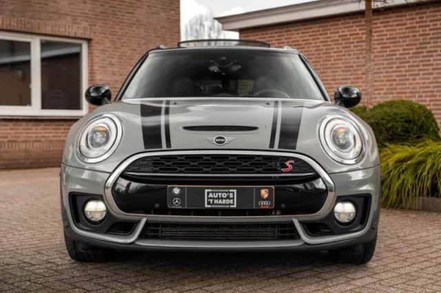 MINI Clubman (2019) thumbnail 2