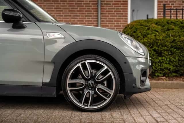 MINI Clubman (2019) thumbnail 5