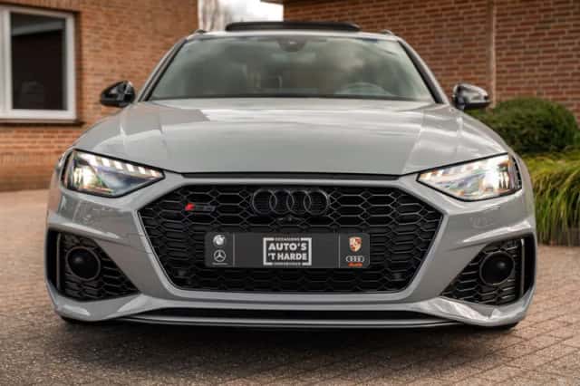 Audi RS 4 (2021) thumbnail 6