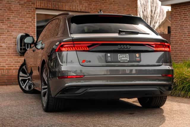 Audi Q8 (2020) thumbnail 2