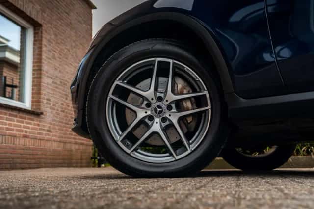Mercedes-Benz GLC-Klasse (2018) thumbnail 3