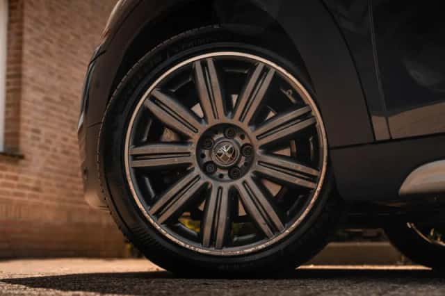 MINI Countryman (2018) thumbnail 3
