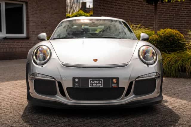 Porsche 911 (2016) thumbnail 6
