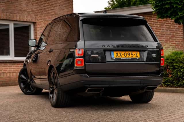 Land Rover Range Rover (2019) thumbnail 2