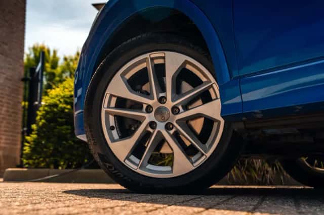 Audi Q2 (2017) thumbnail 3