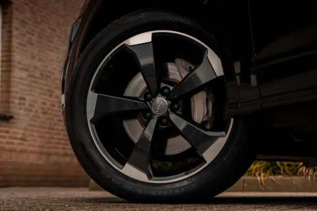 Audi Q5 (2020) thumbnail 3