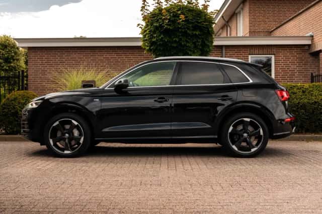 Audi Q5 (2020) thumbnail 5