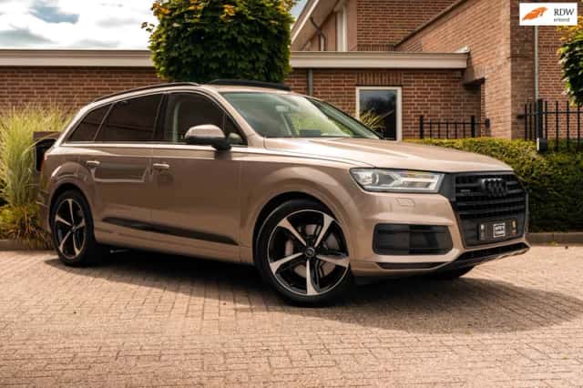 Audi Q7 (2016) thumbnail 1