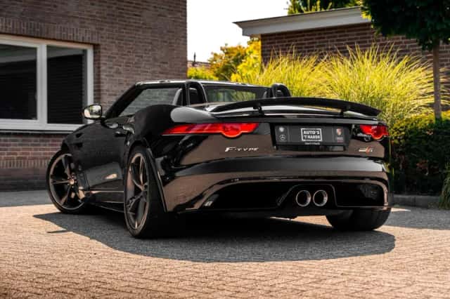 Jaguar F-Type (2015) thumbnail 2