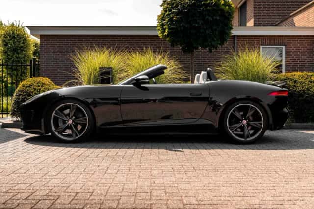 Jaguar F-Type (2015) thumbnail 5