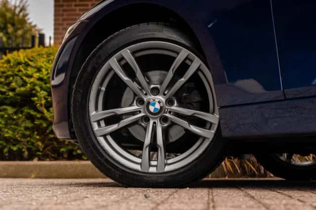 BMW 3-Serie (2018) thumbnail 3