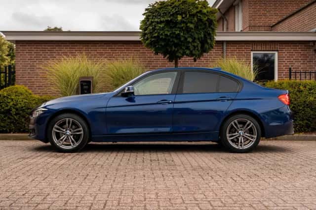 BMW 3-Serie (2018) thumbnail 5