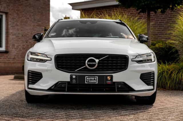 Volvo V60 (2020) thumbnail 6