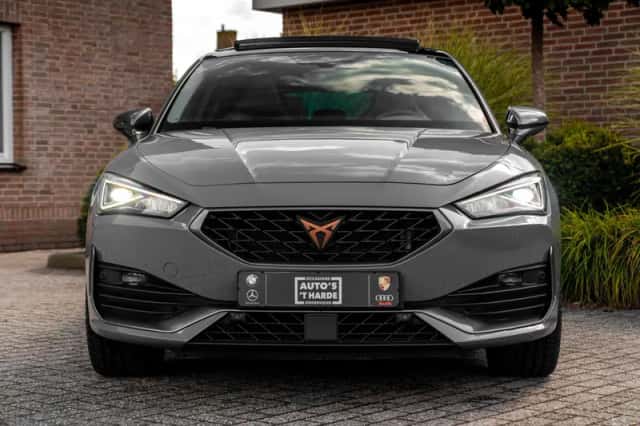 CUPRA Leon (2021) thumbnail 6