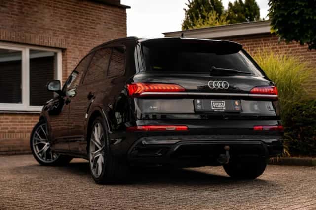 Audi Q7 (2020) thumbnail 2