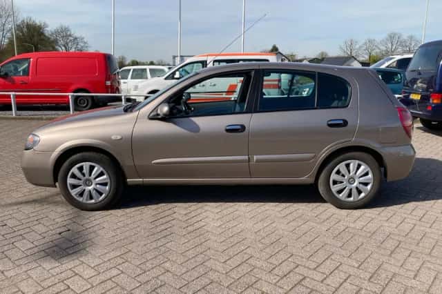 Nissan Almera (2006) thumbnail 6