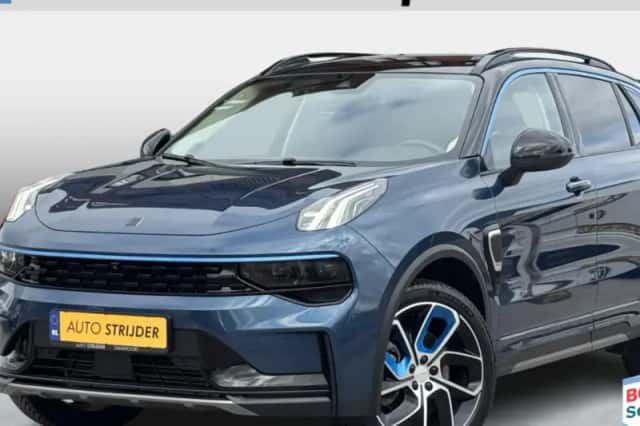 Lynk & Co 01 (2022) thumbnail 1