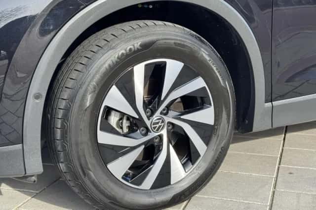 Volkswagen Tiguan (2024) thumbnail 6