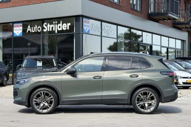Volkswagen Tiguan (2025) thumbnail 4