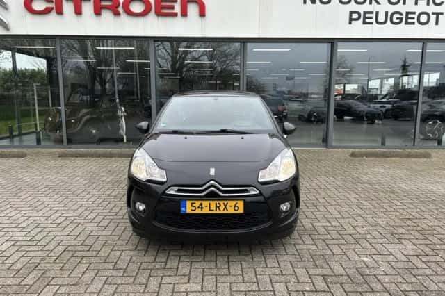Citroën DS3 (2010) thumbnail 2