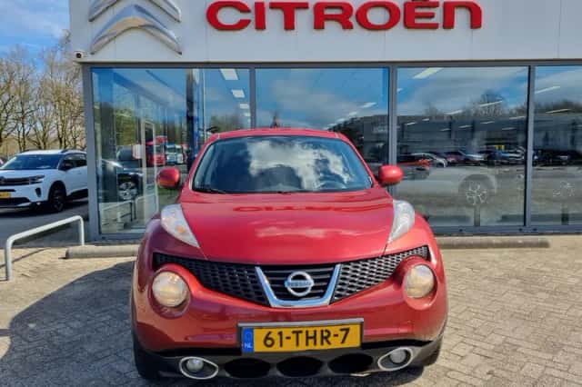 Nissan Juke (2012) thumbnail 2
