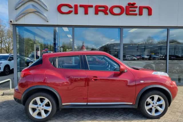 Nissan Juke (2012) thumbnail 4