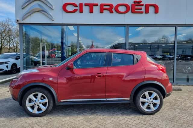 Nissan Juke (2012) thumbnail 6