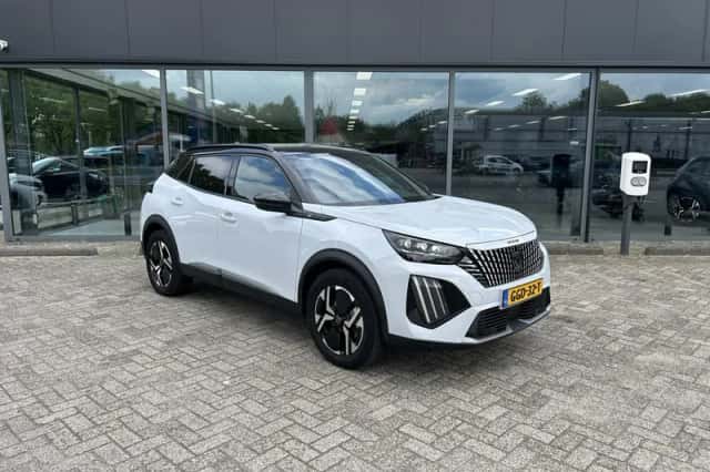 Peugeot e-2008 (2024) thumbnail 3