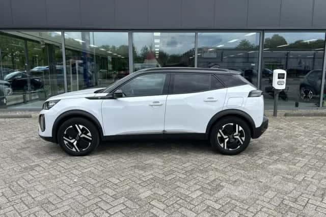 Peugeot e-2008 (2024) thumbnail 6