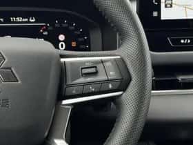 Mitsubishi Outlander (2026) thumbnail 16