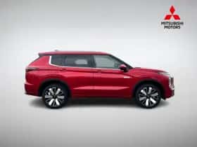 Mitsubishi Outlander (2026) thumbnail 3