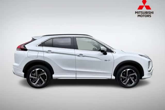 Mitsubishi Eclipse Cross (2024) thumbnail 3